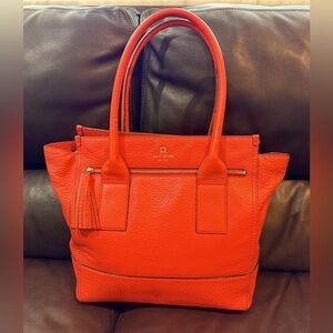 Kate Spade New York Large Leathrr Shoulderbag or Satchel